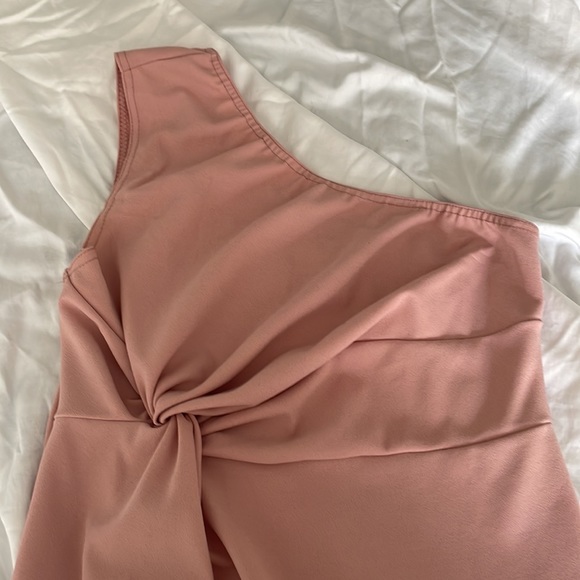 Pink bread size 12 - Picture 2 of 5